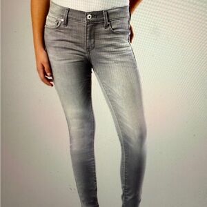 Levi's Denizen NWT High Rise  Gray Skinny Jeans Size 18